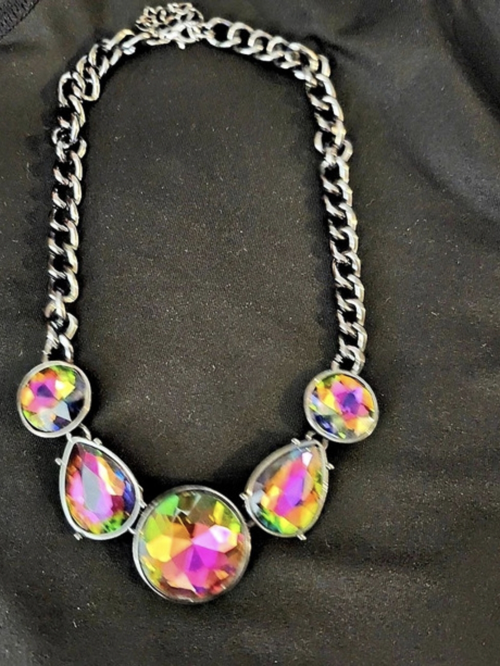 Multicolor Statement Necklace - Picture 2 of 4